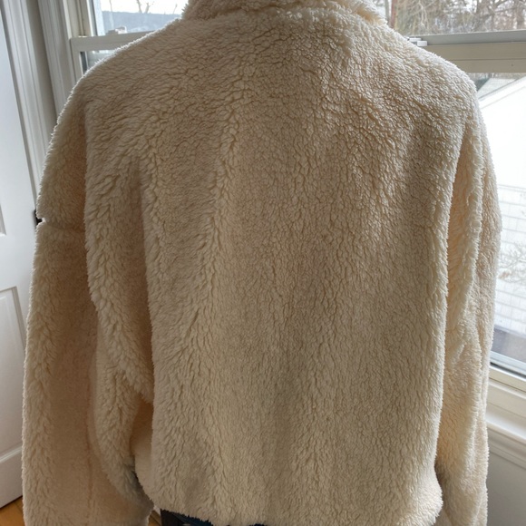NWT Urban Outfitters Laura Cozy Sherpa and Denim Jacket. - Picture 7 of 8